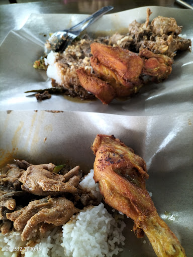 Nasi Berlauk Mok Noh