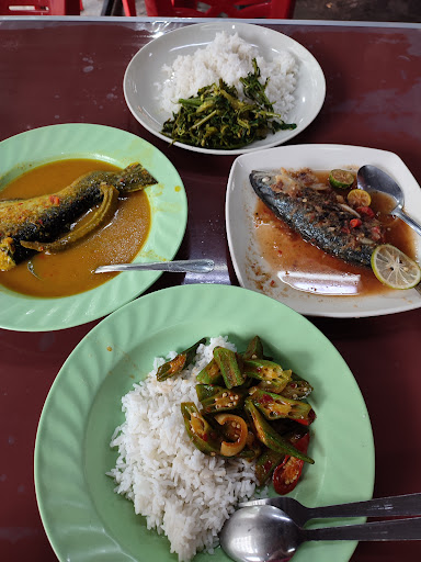 Warung Nasi Ulam Kak Long