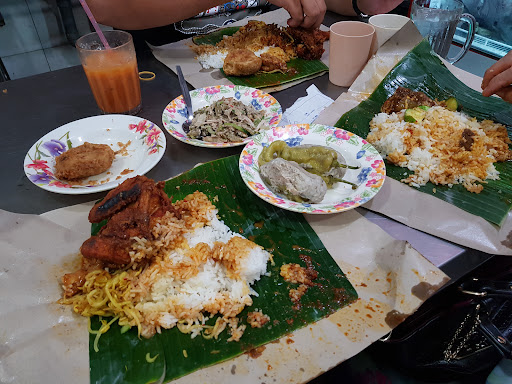 Restoran Pohon Nako
