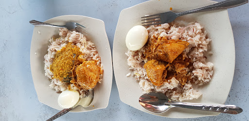Kak Laa Nasi Dagang Banggol