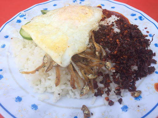 Nasi Lemak Goreng Batu Berendam