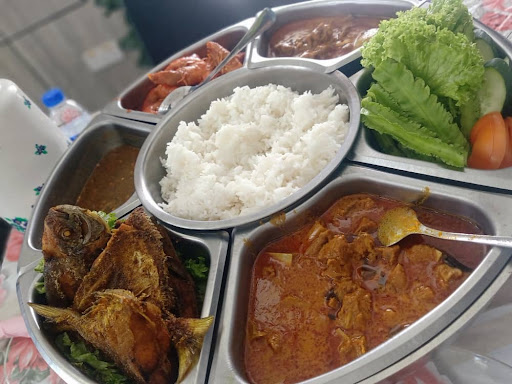 Nasi Campur Mama Gee