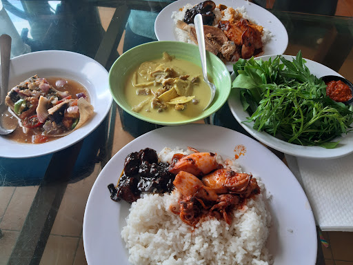 Warung Pak Enal