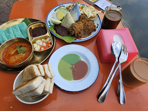 Restoran Baba Kaya • One Malaysian Cuisine