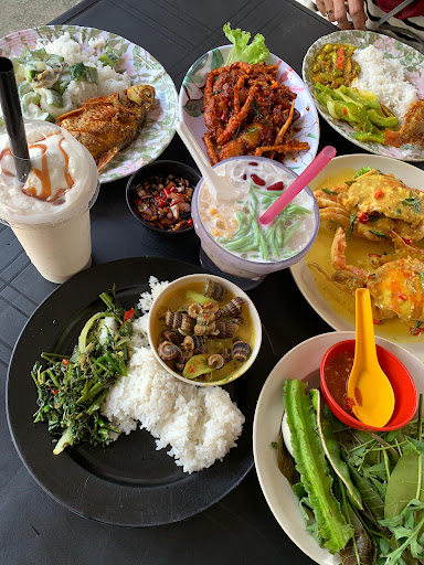 Lepaking Kampung People