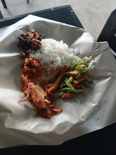 Warung Keluarga Kak Mah