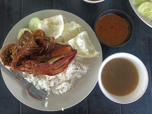 Restoran Nasi Kapau Reeni Masakan Minang