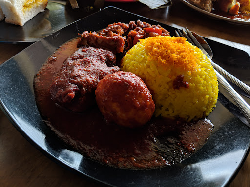 House of Nasi Kuning Tawau Restoran Haji Tamrin