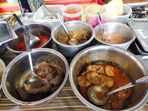 Kak Lah Nasi Kerabu Kg. Melayu Subang