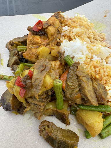 Nasi Berlauk Malam Kg. Nail