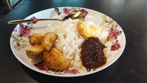 Warung Tepi Padang