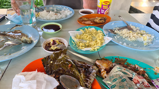 Restoran Lempeng
