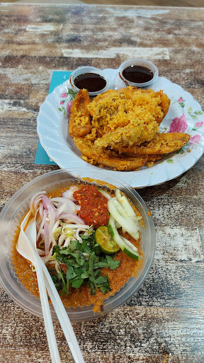 Nasi Campur Selera Johor Larkin (Kafeteria Sinar Cahaya)