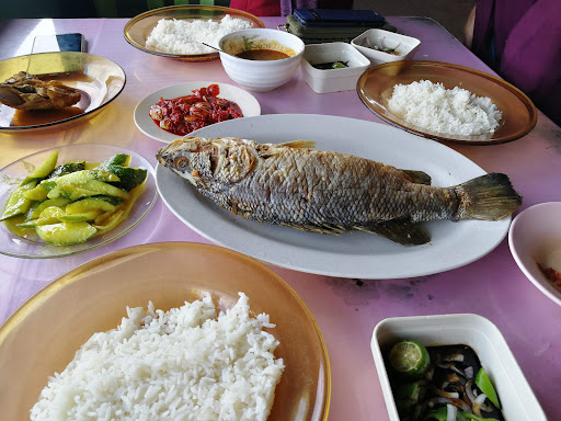 Rahmat Siakap Goreng