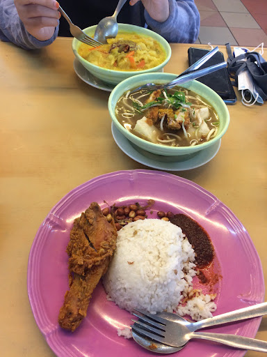 Restoren Warisan 3 Serangkai
