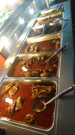 Nasi ayam asam pedas hussin