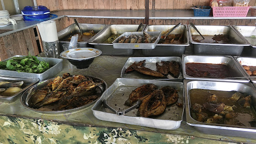 Warung Kesuma (Nasi Campur / Ayam Tempayan)
